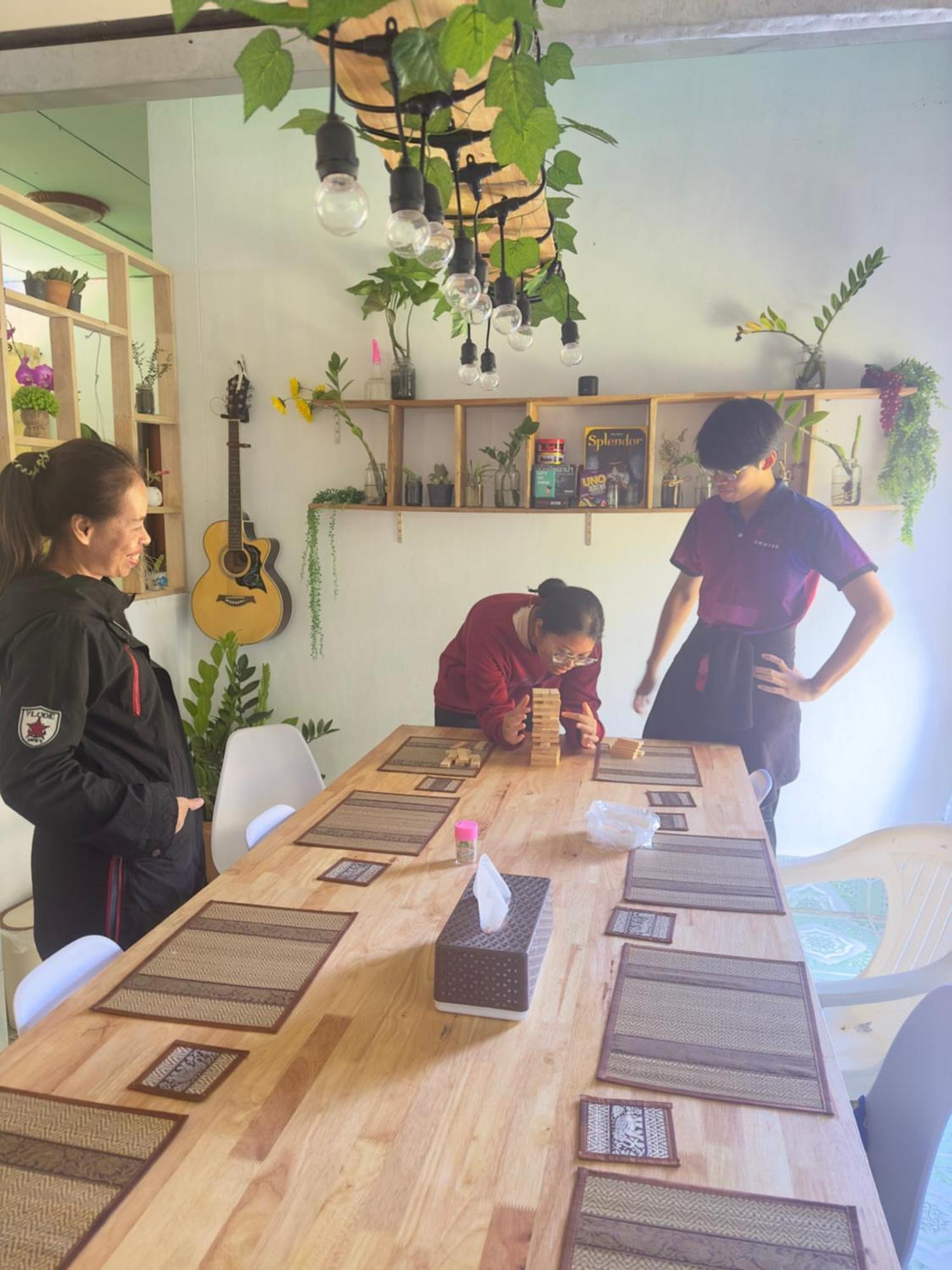 Positive Energy Homestay And Guide In Chiangkhan Chiang Khan Esterno foto